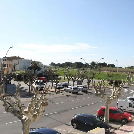 квартира в Carrer Moxo 5-2-4 Empuriabrava